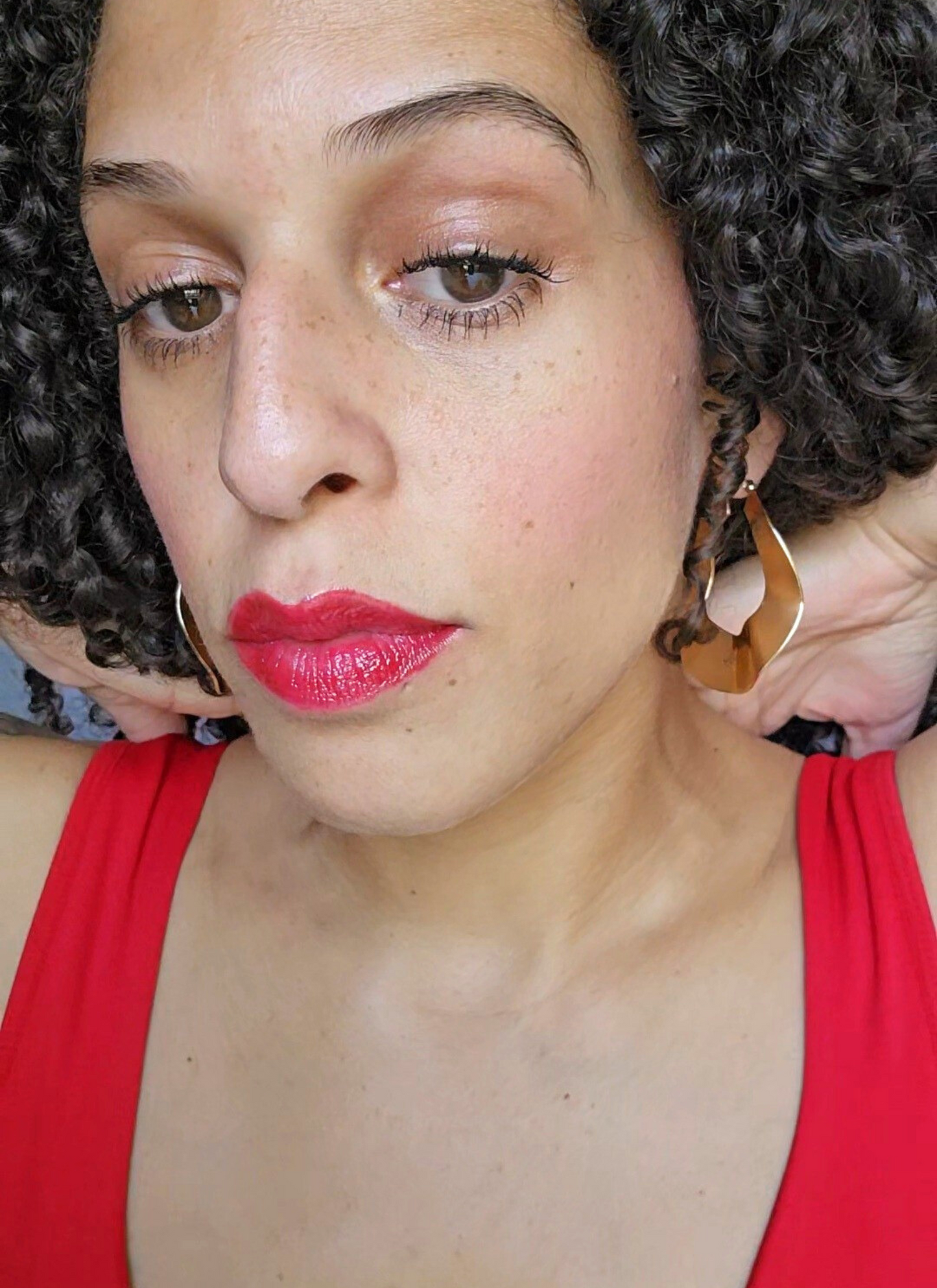 Ultra-Pigmented Hydrating Lip Oil in KRIS